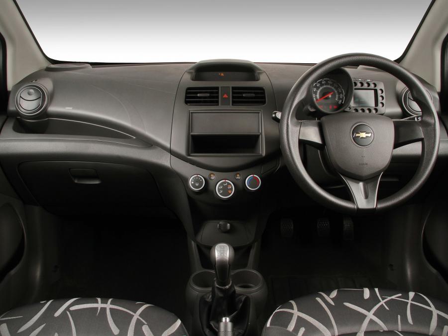  Chevrolet Spark Pronto 2013 года  (ZA) (фото 9 из 11)